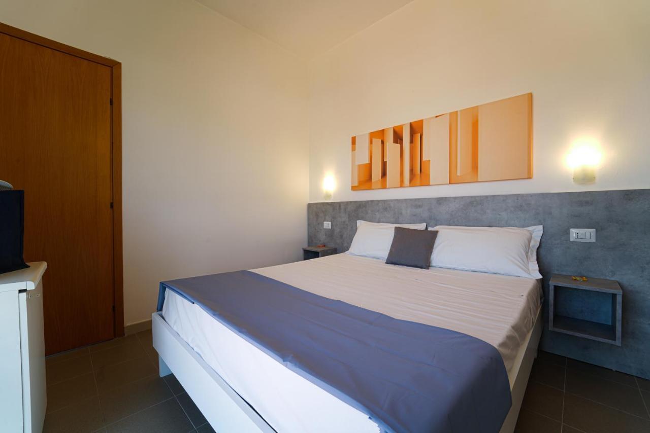 Hotel Rivabella Davoli Kültér fotó