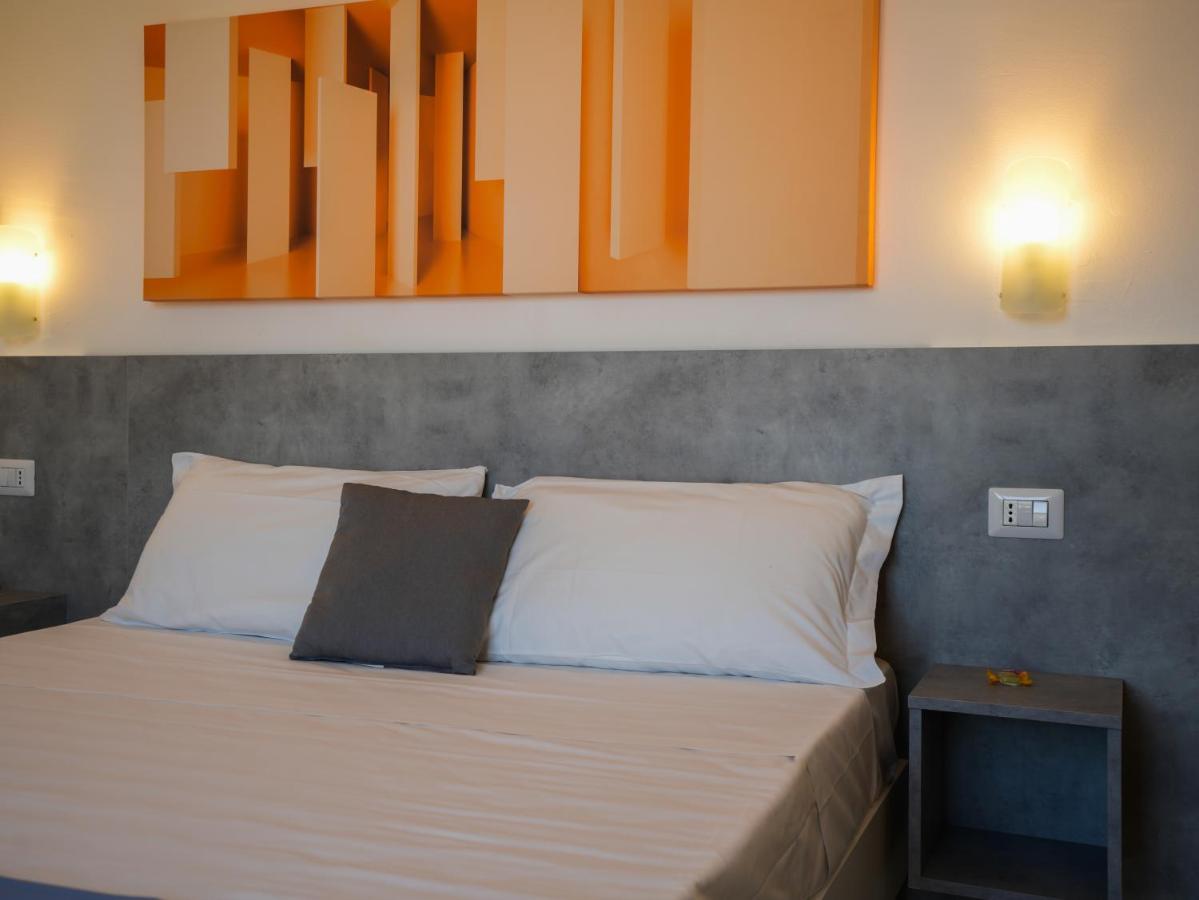 Hotel Rivabella Davoli Kültér fotó