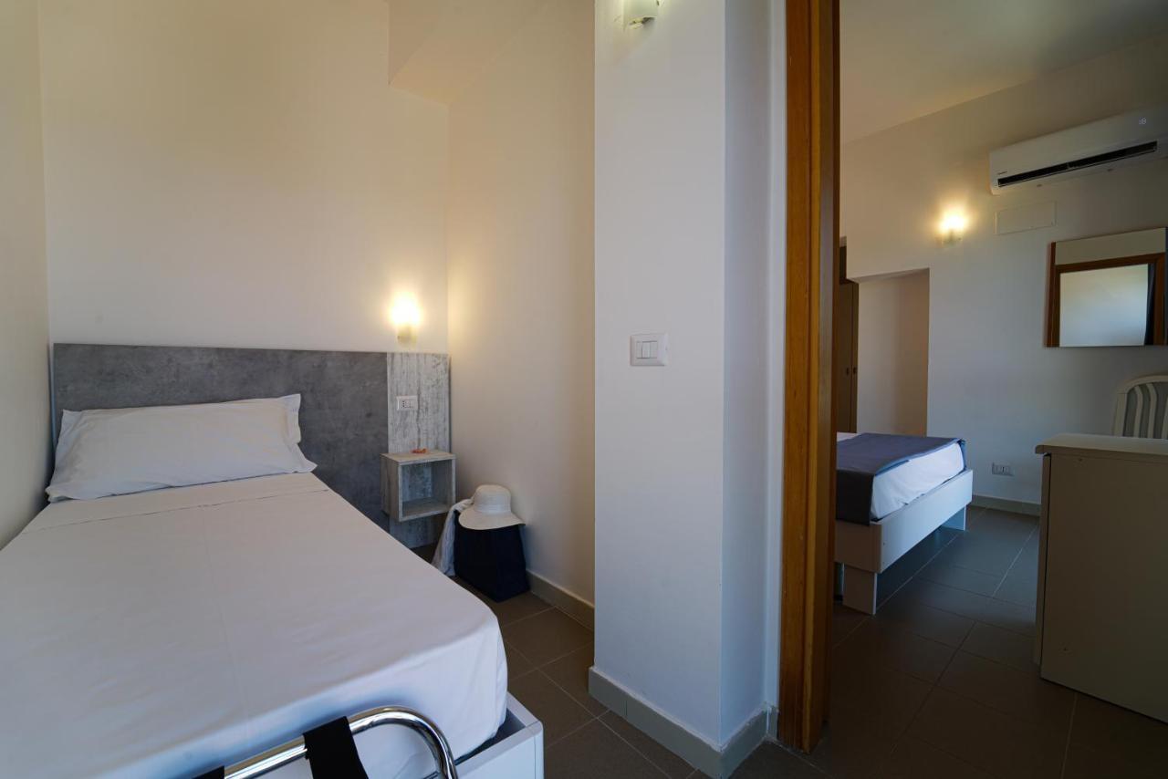 Hotel Rivabella Davoli Kültér fotó