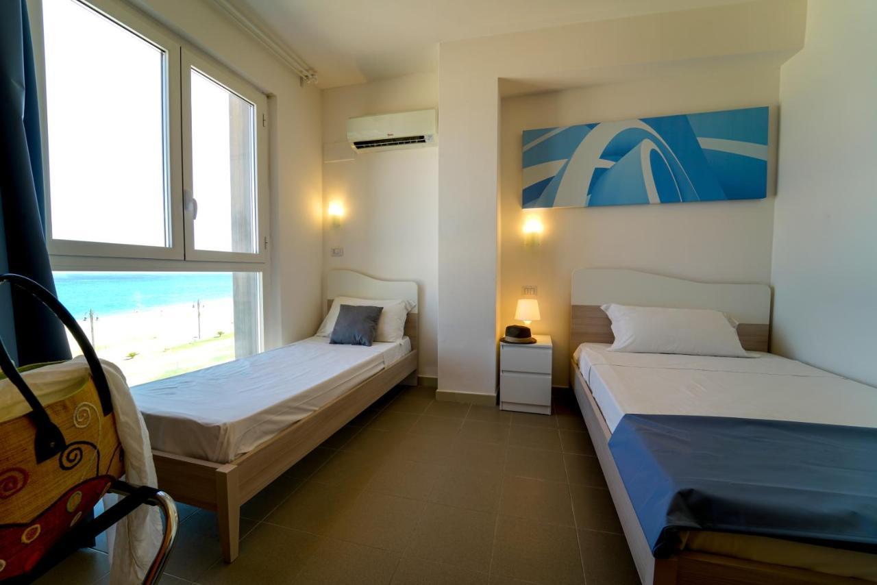 Hotel Rivabella Davoli Kültér fotó